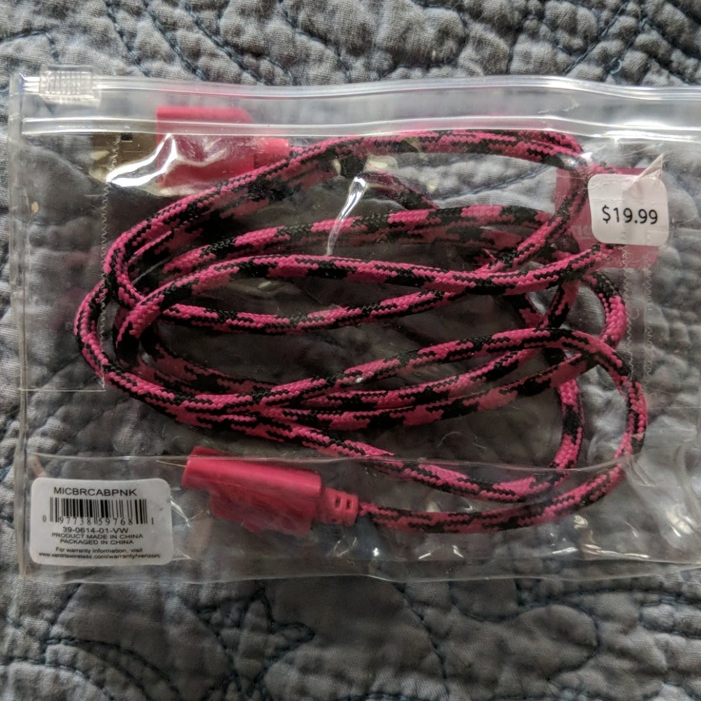 Verizon charging cord with light, Droid, GREAT STOCKING STUFFER